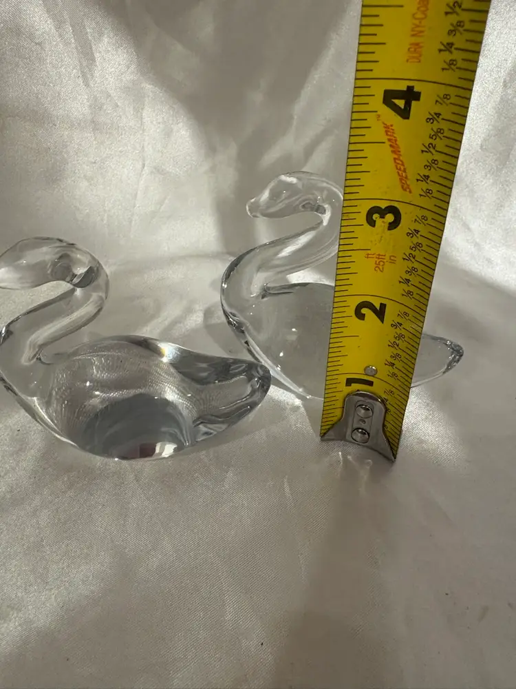 Duncan Glass Set Clear Swans