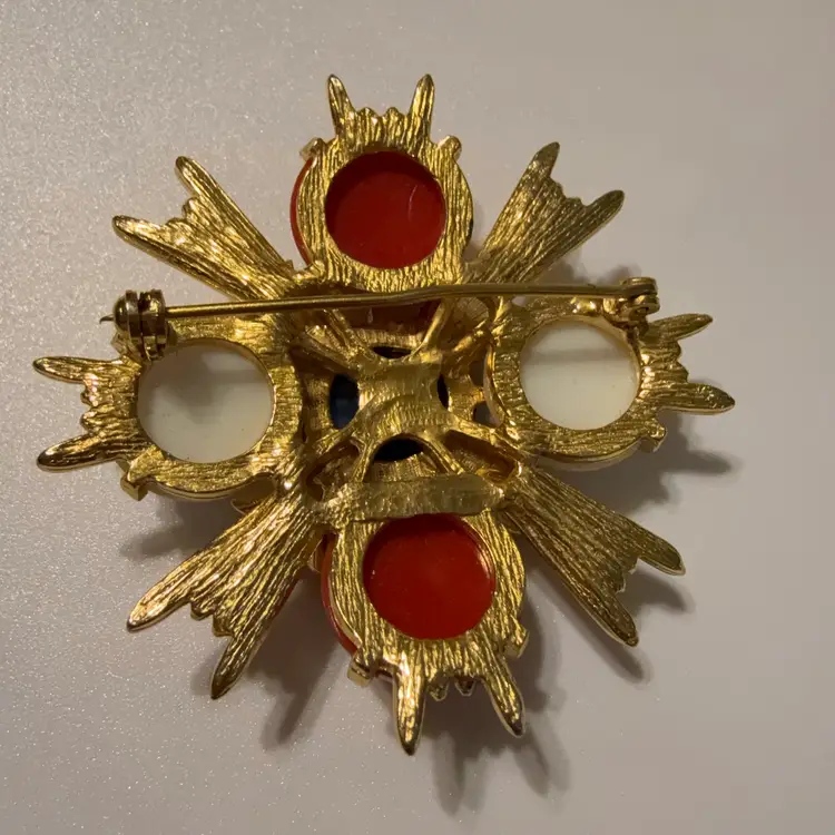 Gold Tone Maltese Cross Blue Sparkly Center Brooch