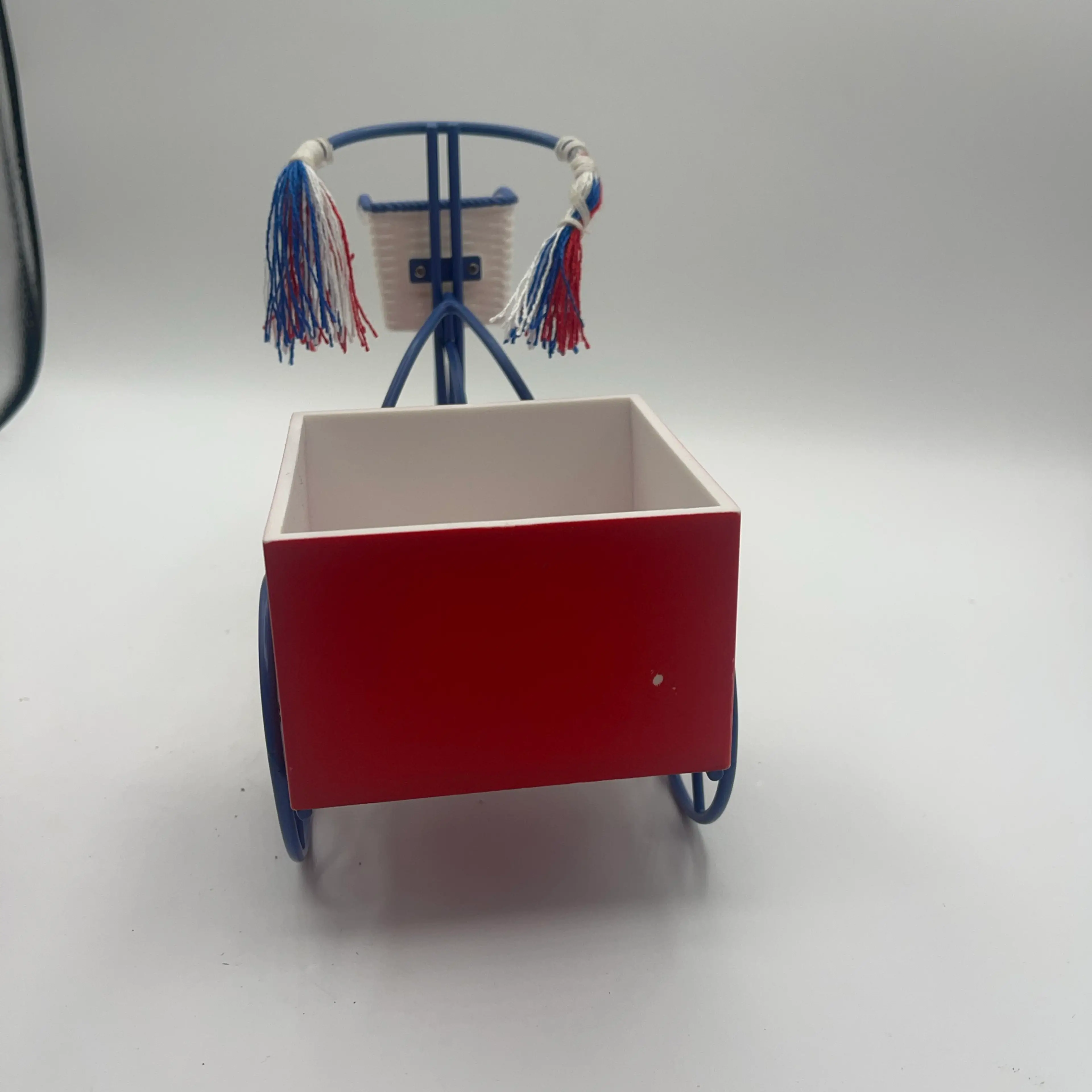 Image 2 of 5