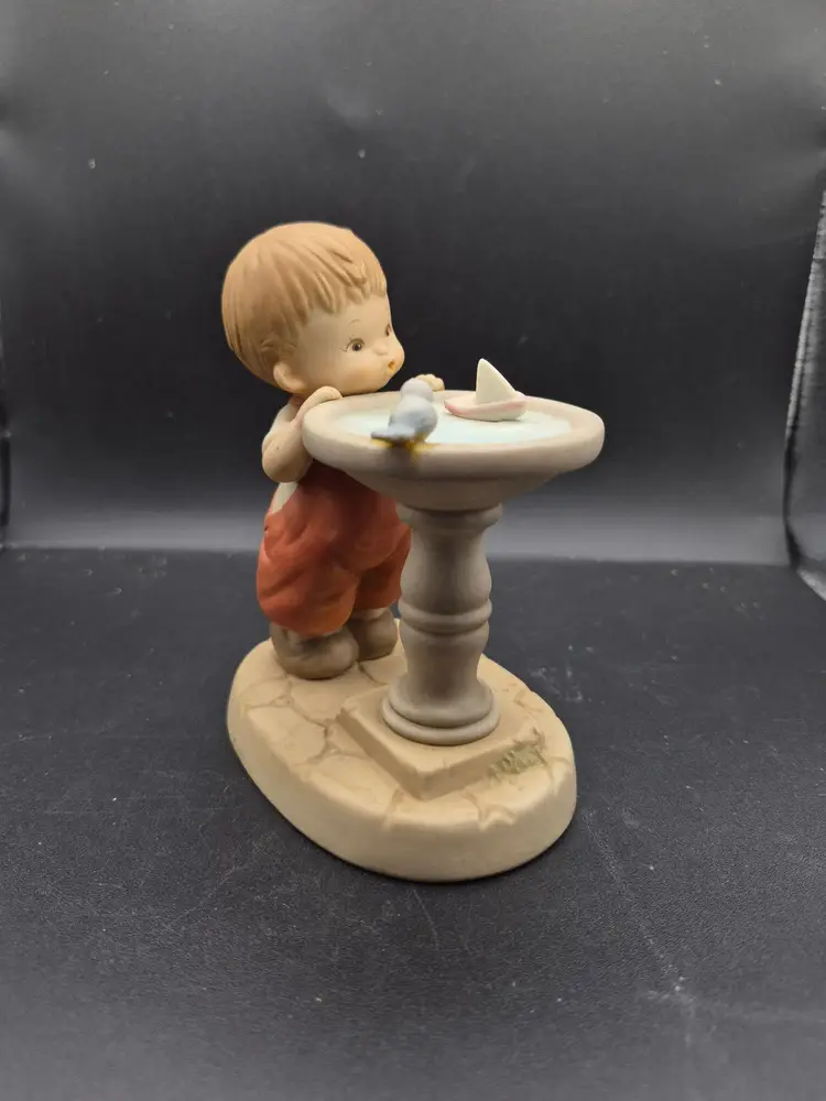 Vintage Memories Of Yesterday Blow Wind Blow Porcelain Figurine By Lucie Attwell