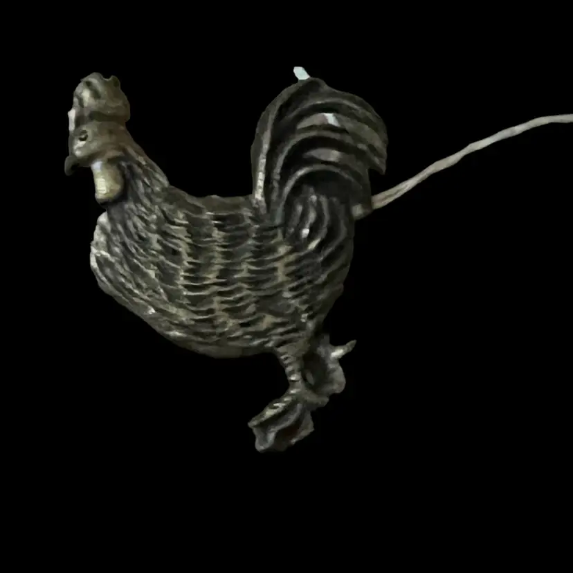 Vintage Hen Or Rooster Brooch Antique Bronze Color