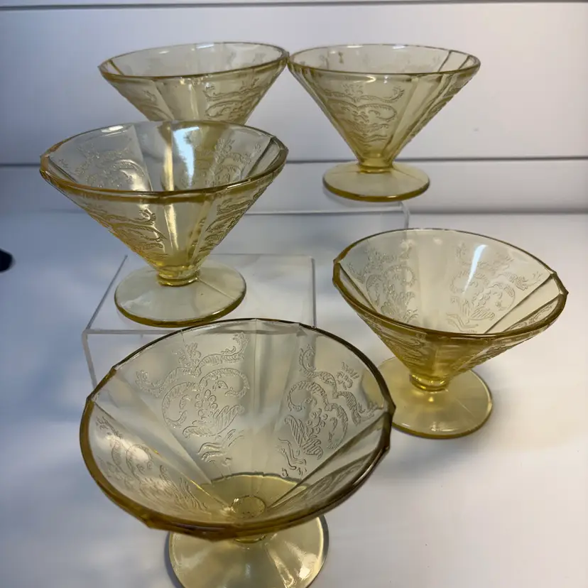 5-Vintage 1930’s Federal Glass, Madrid Pattern, Cone Sherbet Dish, Parrot Sylvan