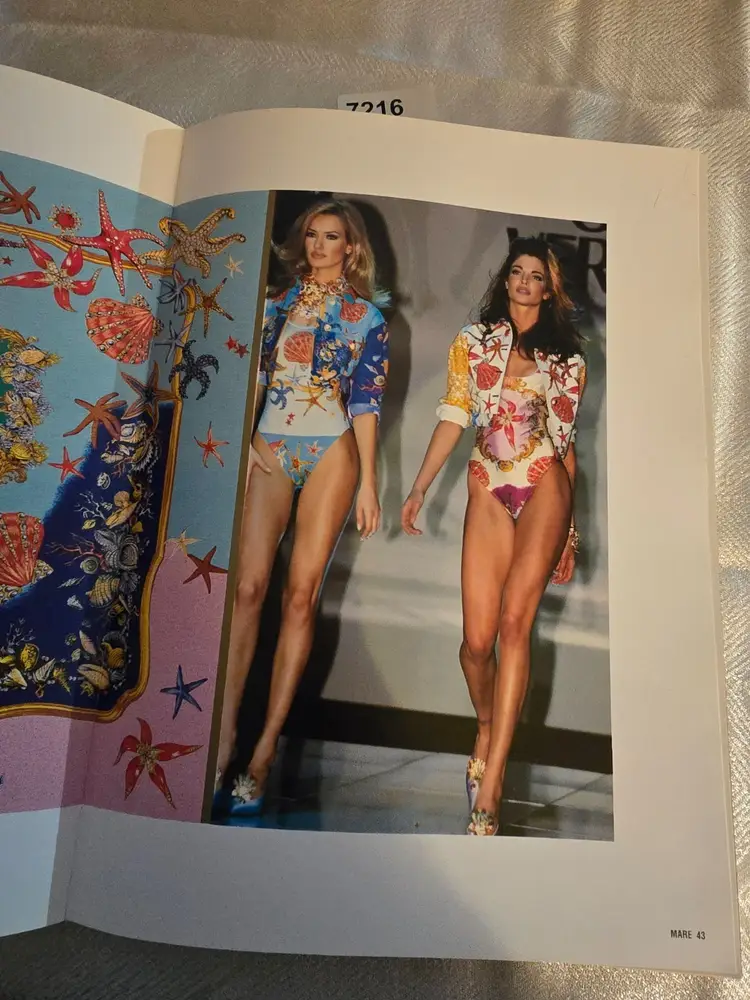 Rare Gianni Versace Catalog Magazine #22 Spring Summer 1992 (A7216)