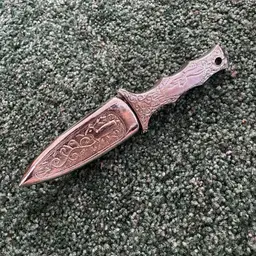 Knife Dagger Thingy