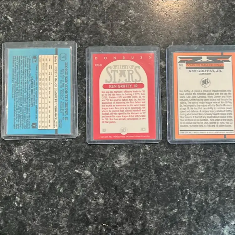 3 Ken Griffey Jr cards