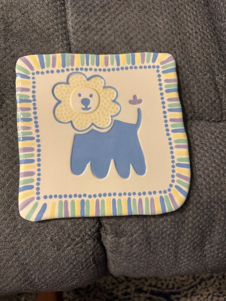 M.Bagewell Lion, Giraffe & Elephant Baby Dot Wall Tile Decor 7"×8"
