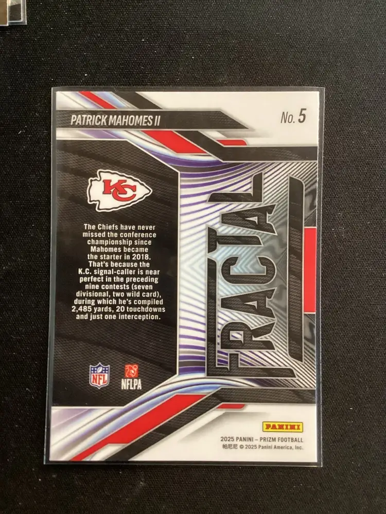2025 Panini Prizm Football Patrick Mahomes Fractal Prizm #5