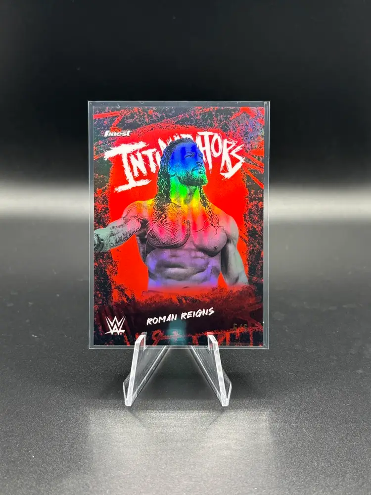 2025 Topps Finest WWE Roman Reigns Intimidators Red /5