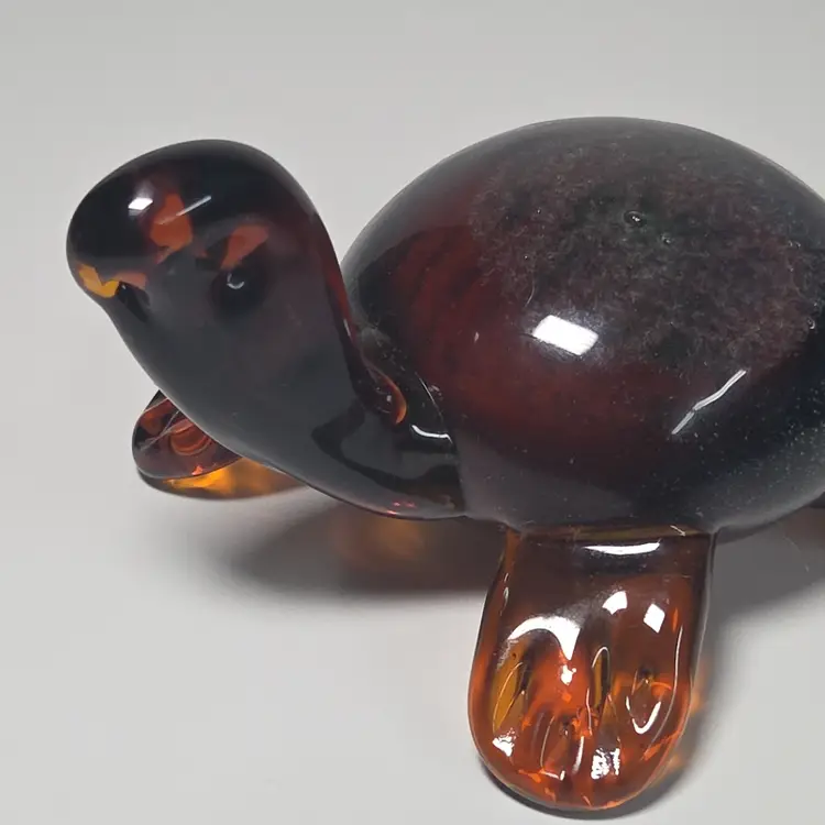 Amber Art Glass Sea Turtle Paperweight Tortoise Figurine 4-1/2 inch