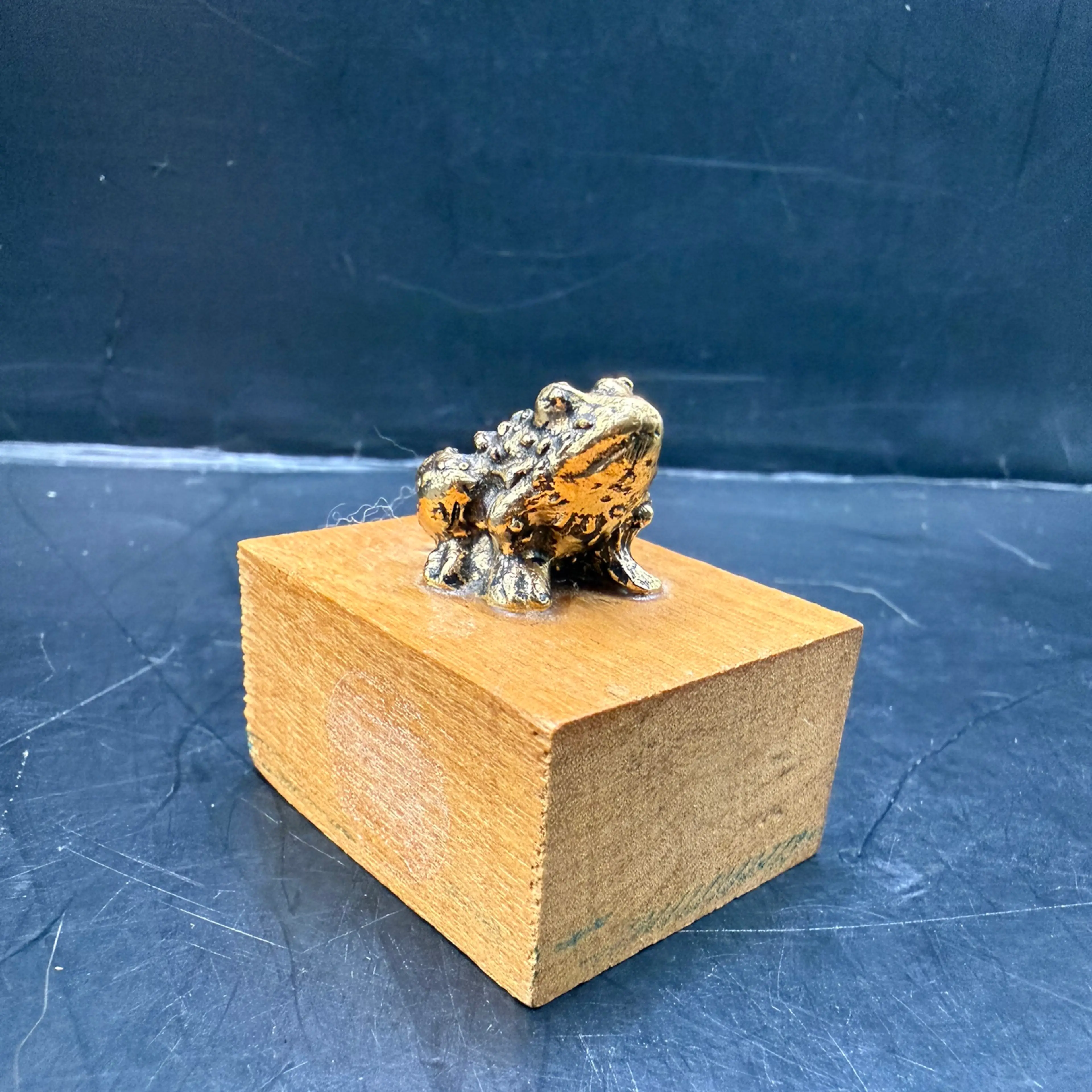 Image 2 of 8