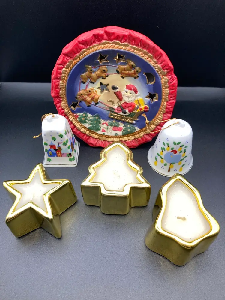Ringing In Christmas Vignette! 🔔🎄🔔 Lillian Vernon 1988 Partridge In A Pear Tree Mini Bell (2 1/4” Tall 1 1/2” Wide) Lillian Vernon 1988 Village Mini Bell 2 1/4” Tall 1 1/2” Wide) Santa Tea Light Holder (4 3/4” Tall 4 1/2” Wide) 3 Gold Tone Candle Holder With Sparkly Candles (Wear To Gold)