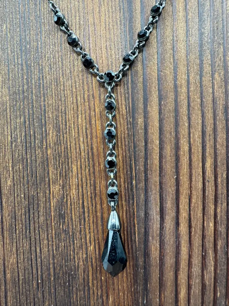 # 58 GIVENCHY Jet Black Crystal & Rhinestone Gunmetal Y Necklace 15” & 2” Ext