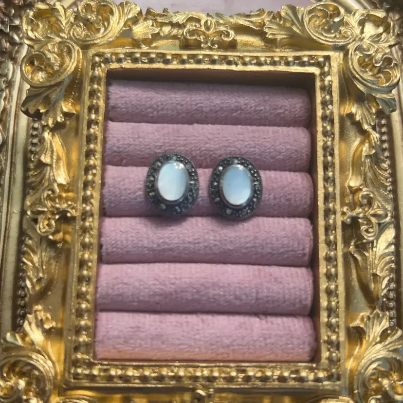 Vintage Sterling Silver Mother of Pearl/Marcasite Stud Earrings