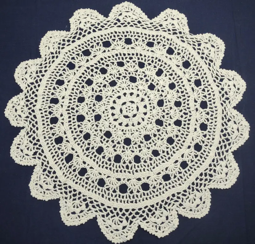 15" heavy cotton doilie - white -26CG08 182
