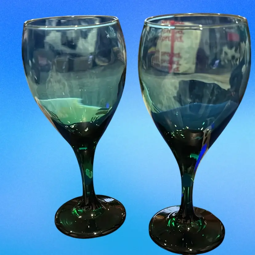 Set Of 2 Libbey Green Wine Glasses