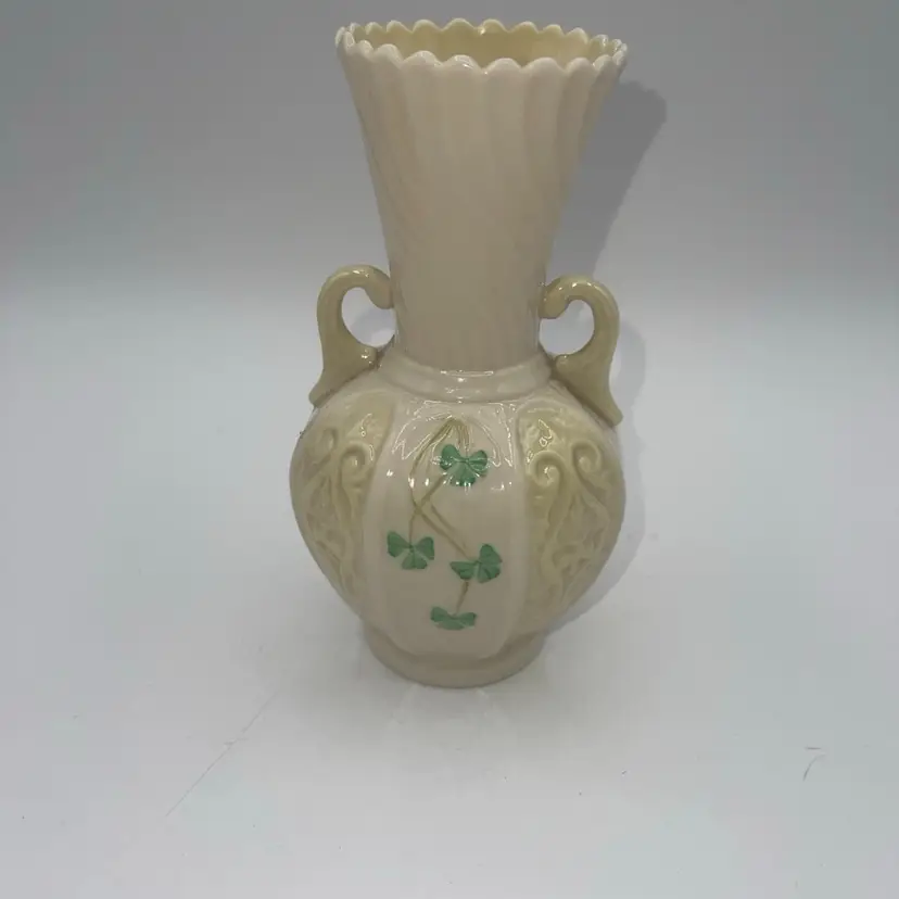 05-Belleek Shamrock 6” Double HANDLED VASE Embossed Celtic Design Scalloped Edge