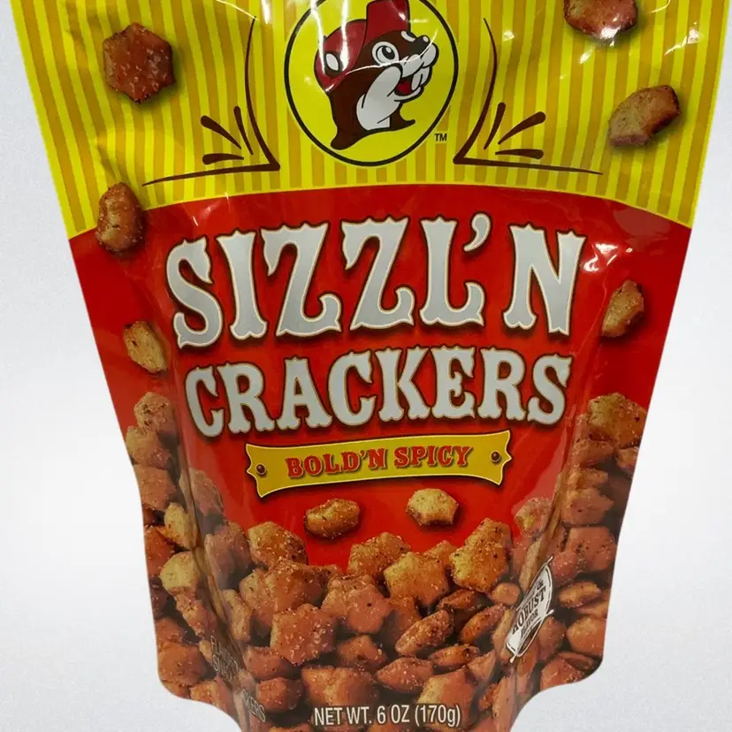 Buc-ee's Sizzl'N Crackers 6 OZ. Bold N Spicy