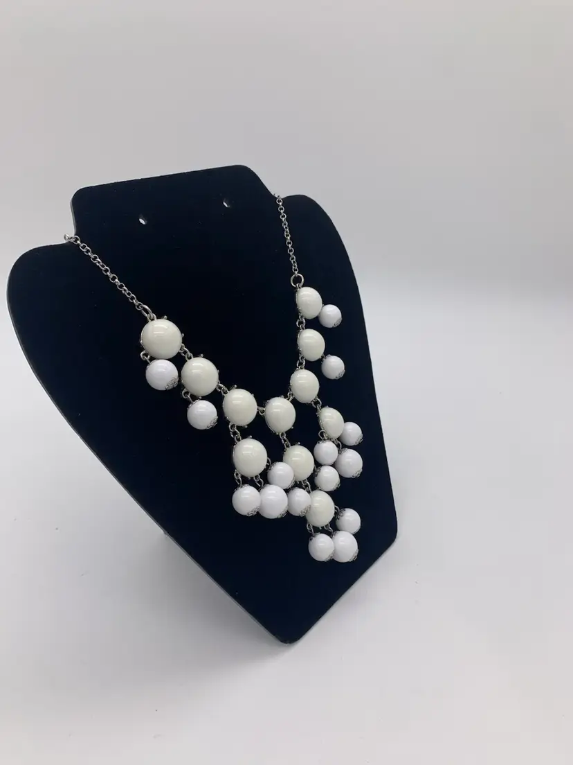 Off-White Bubble & White Bouble Ball Silver Tone  Statement Bib Necklace Vintage