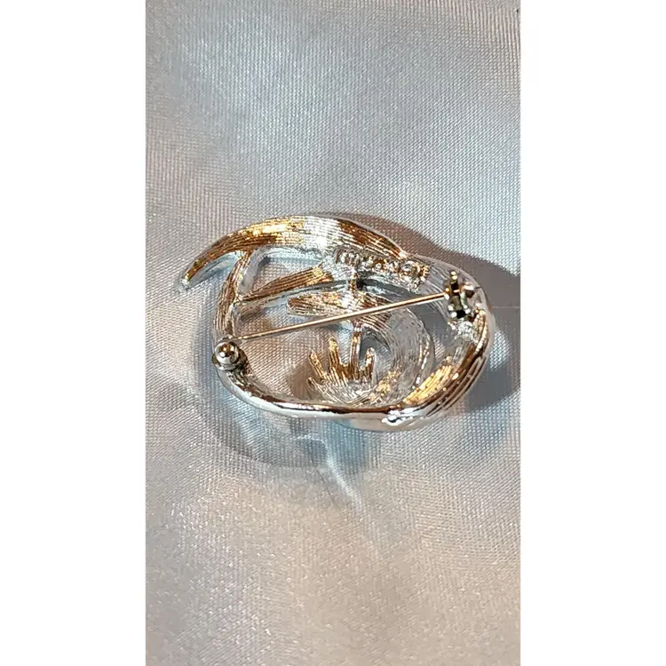 Vintage Sarah Coventry Swirl Brooch