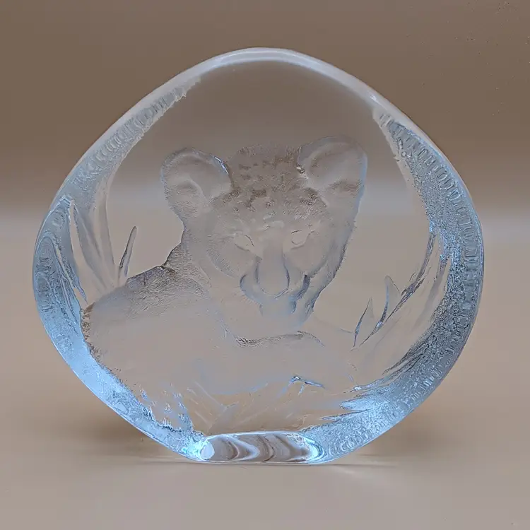 Lion Cub By Mats Jonasson Sweden Full Lead Crystal Paperweight Pattern 3376