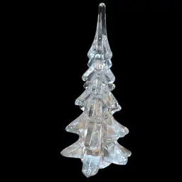 15. Vintage! Antoinette Art Glass Christmas Tree 8”