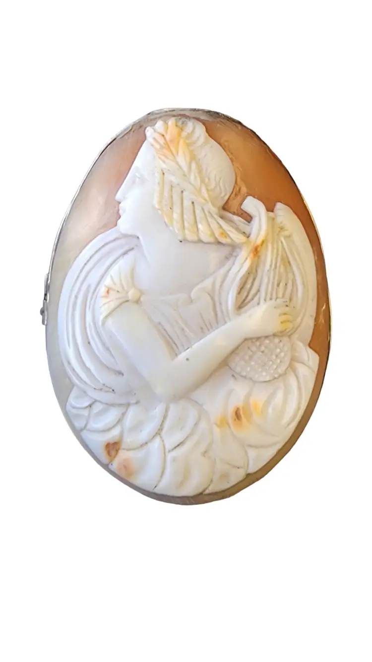 Antique 10kt Left Facing Harp Cameo Brooch (A2930)
