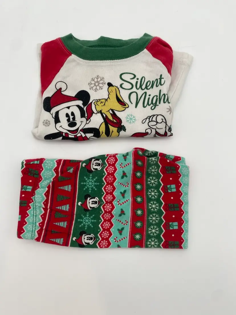 Disney Size 2T Mickey & Friends Silent Nights Are Overrated Christmas Pajama Set