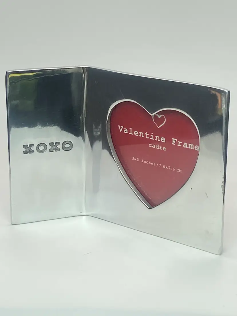 XOXO Heart Shaped Metal Photo Frame