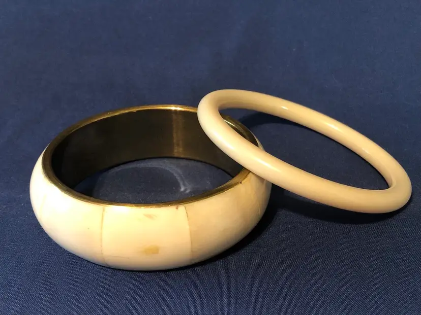 Vintage Chunky Bone and Brass Bangle w Creamy Lucite Bracelet Set