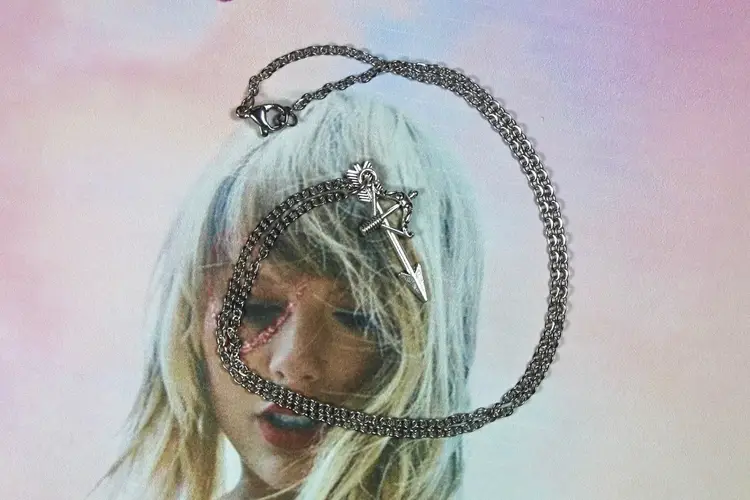 THE ARCHER Lover Bow and Arrow Silver Charm Necklace