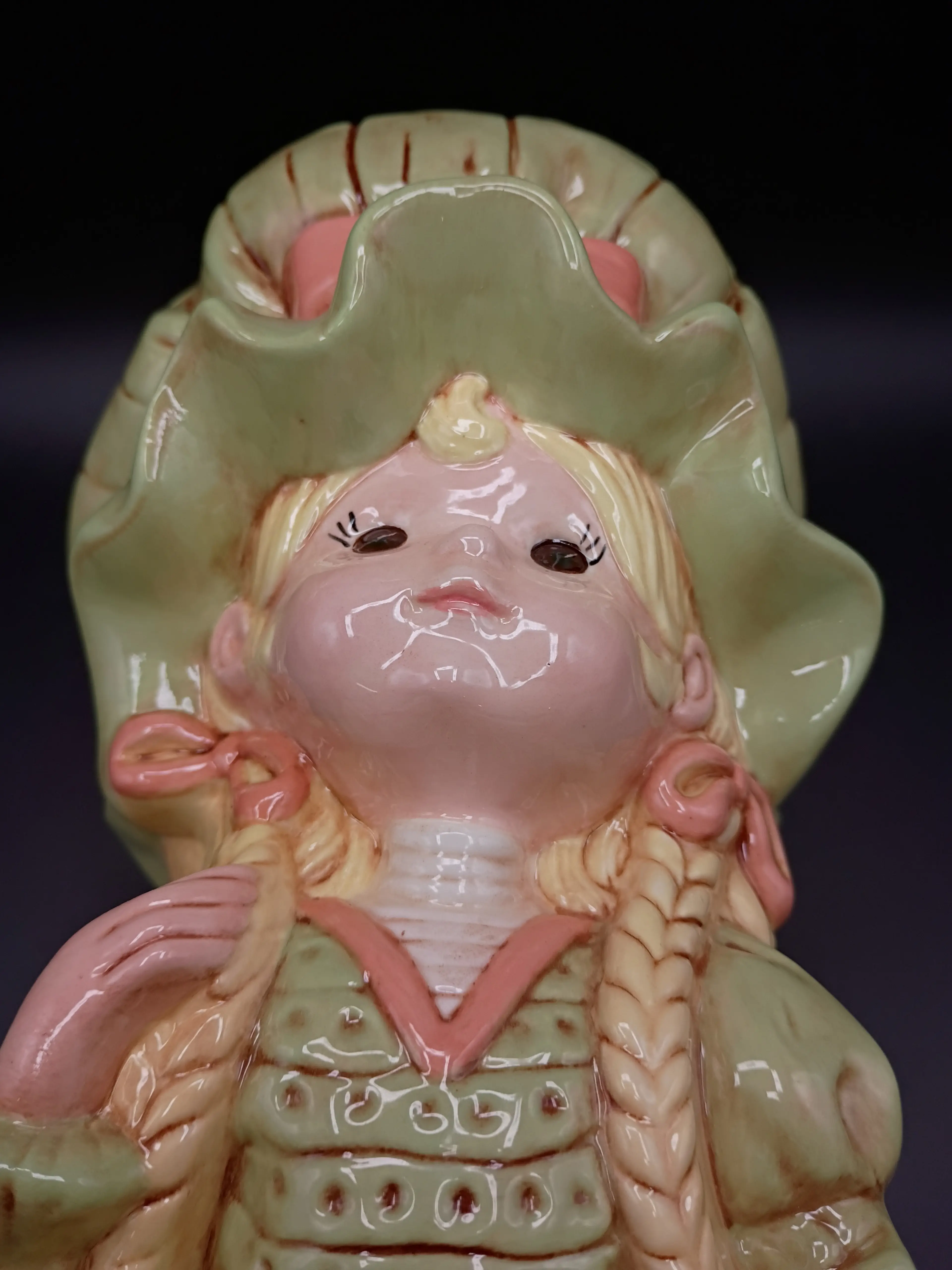 Image 4 of 20