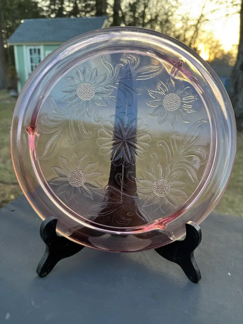 Vintage Jeanette Pink Glass Sunflower Cake Plate