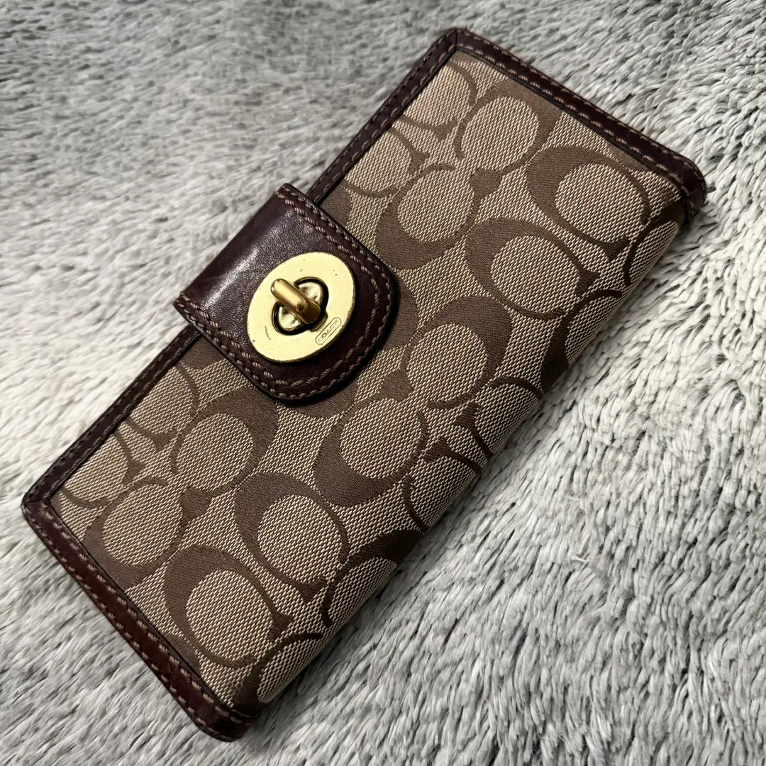 Coach Signature Canvas Long Wallet