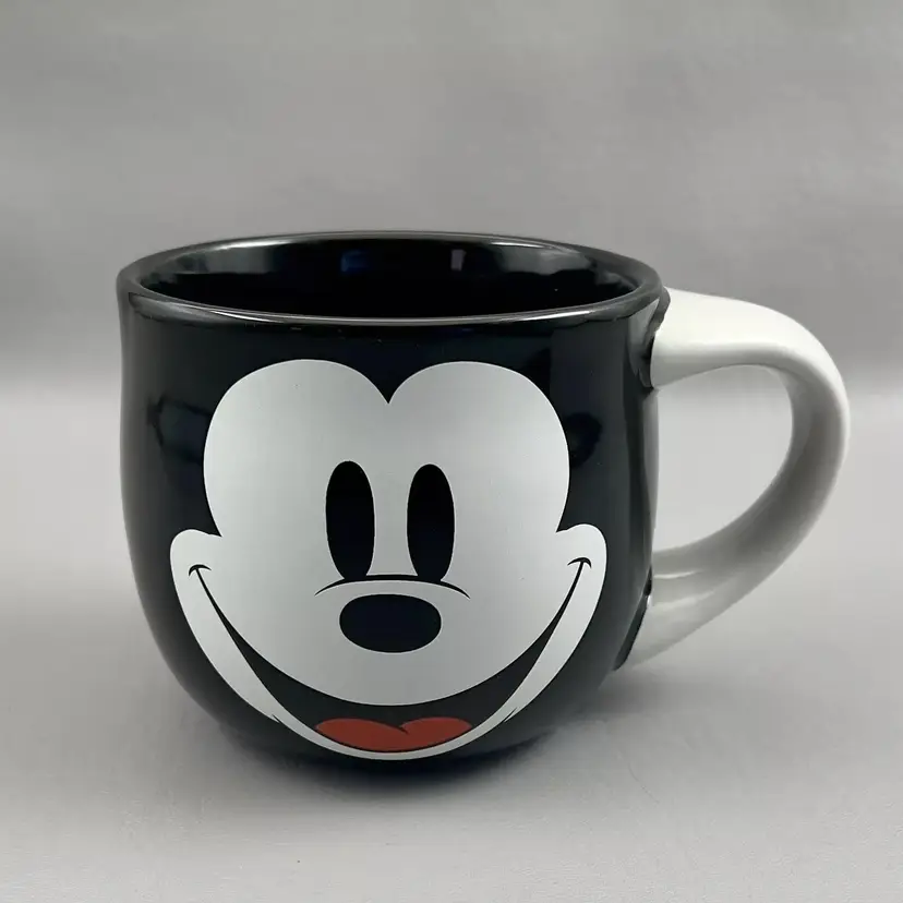 Disney Store Exclusive Coffee Tea Mug Cup Mickey Mouse Face 3 3/4"