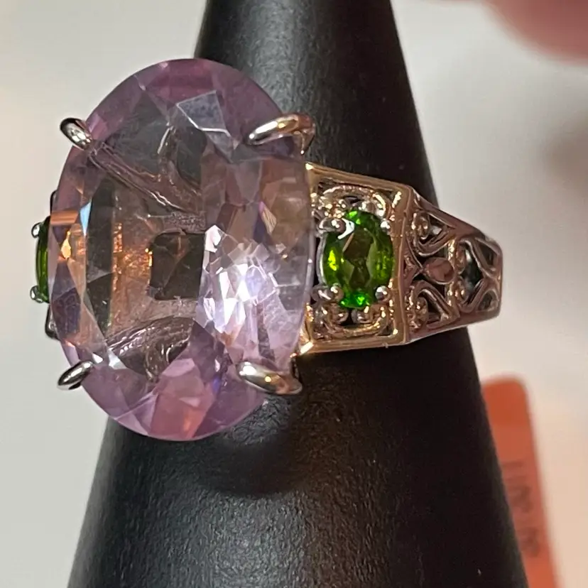 Size 6 NEW Amethyst & Emerald Sterling Silver 925 Ring
