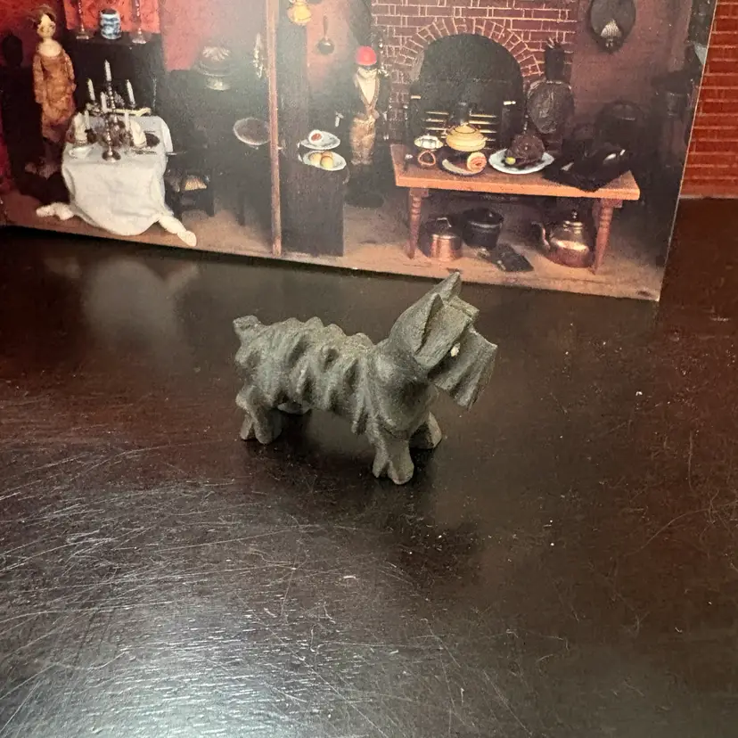 Scottie Dog - Wood - Creepy Eyes