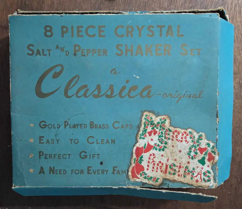 Vintage Salt and pepper shaker set