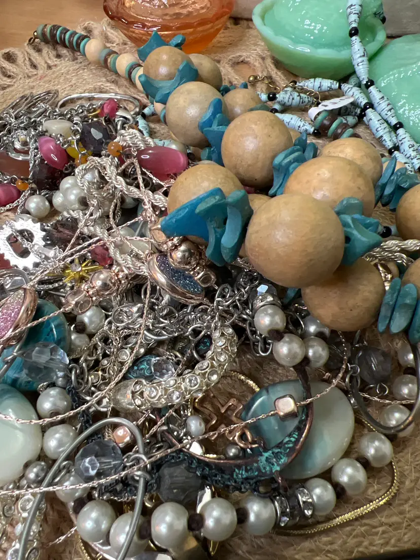 Livestream thumbnail