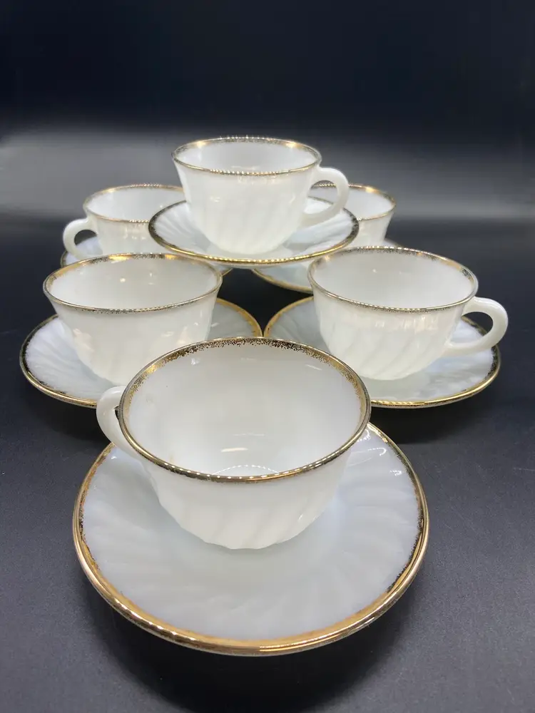 Fantastic 1950’s Fire King Set Of 6 Cups, And Saucers