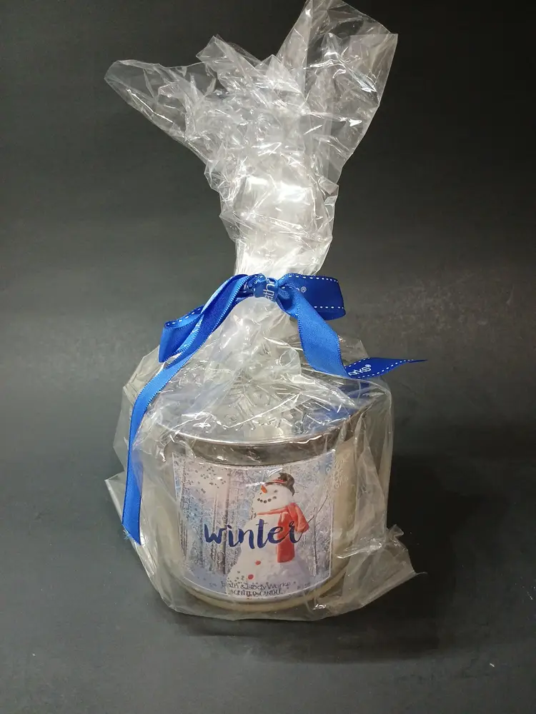 Bath & Body Works Winter Snowman 3 Wick Candle 14.5 oz New Discontinued