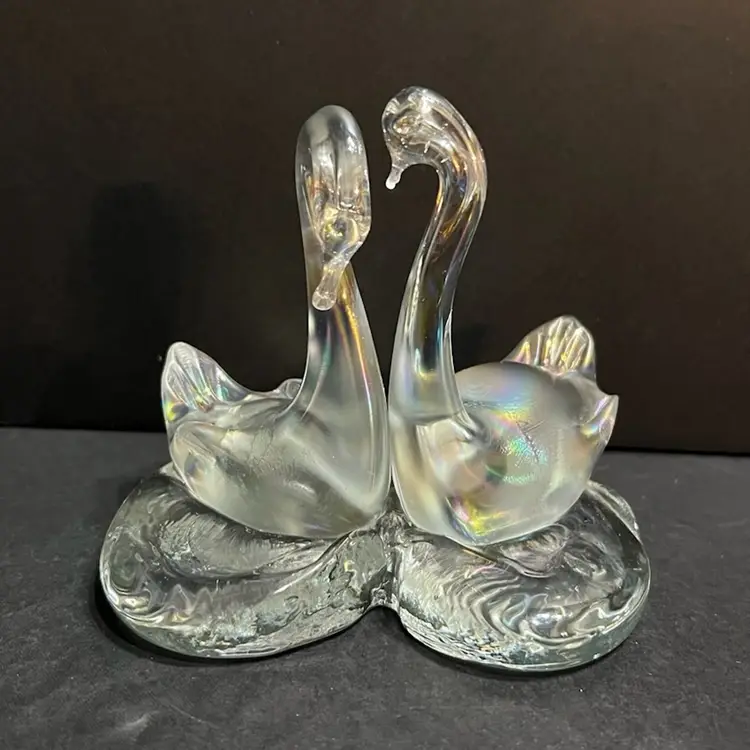Pair of Swans On Heart Iridescent Art Glass Figurine *GLOWS* ~4.25” x 4.5” x 4”