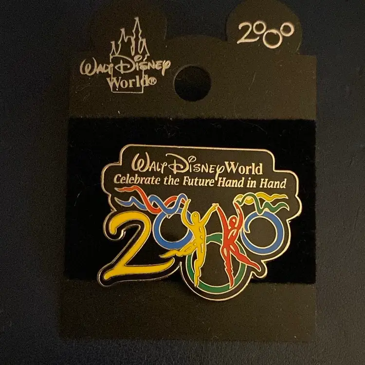 2000 Walt Disney World Celebrate The Future Hand In Hand Pin