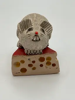 Retired Artisania Rinconada Mouse on a Wedge of Swiss Cheese