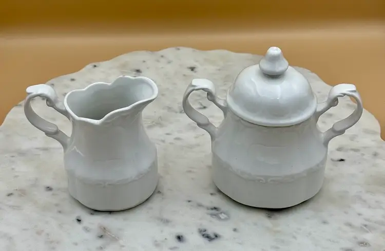 J&G Meakin “Sterling Colonial” English White Ironstone Creamer And Sugar
