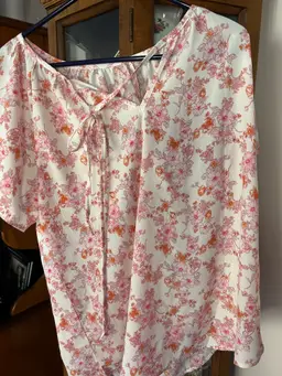 # 482 lightweight blouse