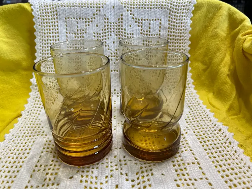 6 MCM Anchor Hocking Tumblers Drinking Glasses 4" Footed Amber Gold Honey Swirl.