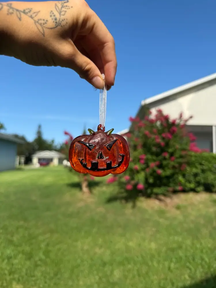 🎃Vintage Spooky Devil Horn Jack O’ Lantern Glass Ornament🎃