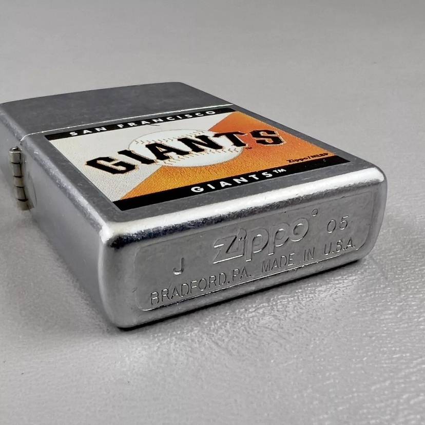 Zippo MLB San Francisco Giants Baseball Cigarette Lighter USA 