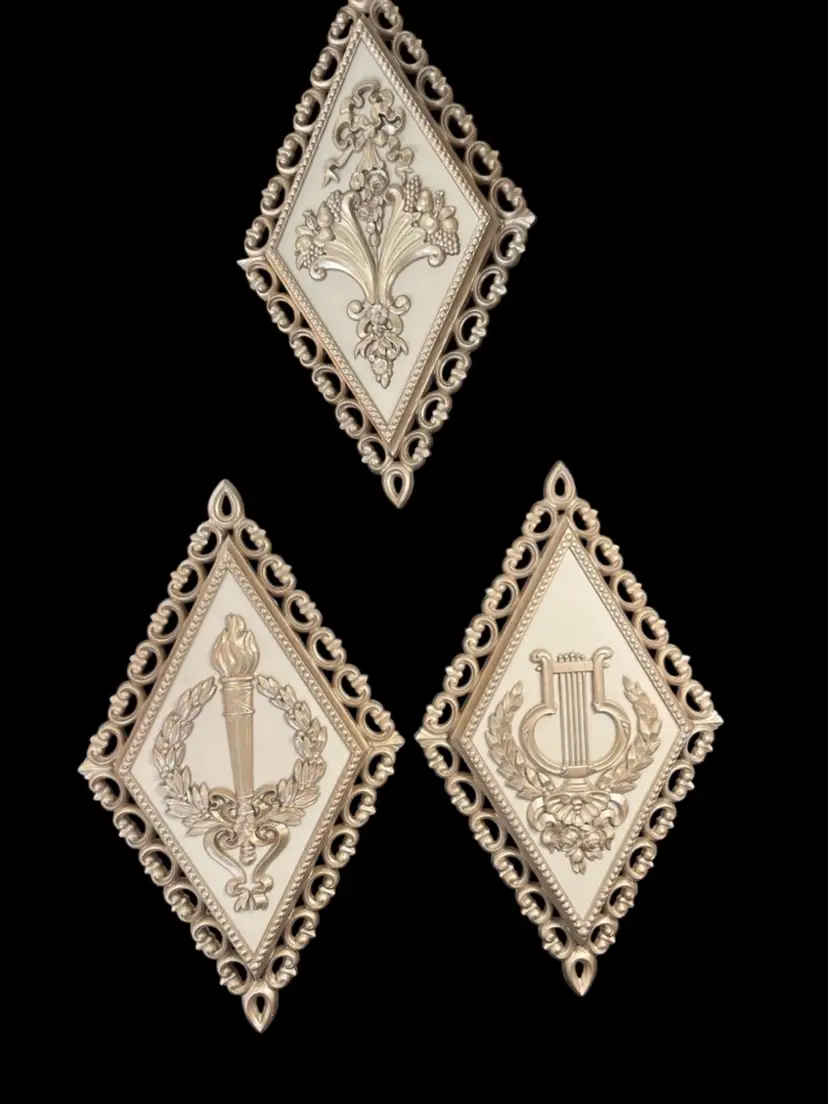 #01 Trio Homco Grecian Style Plastic Wall Plaques-From 1971