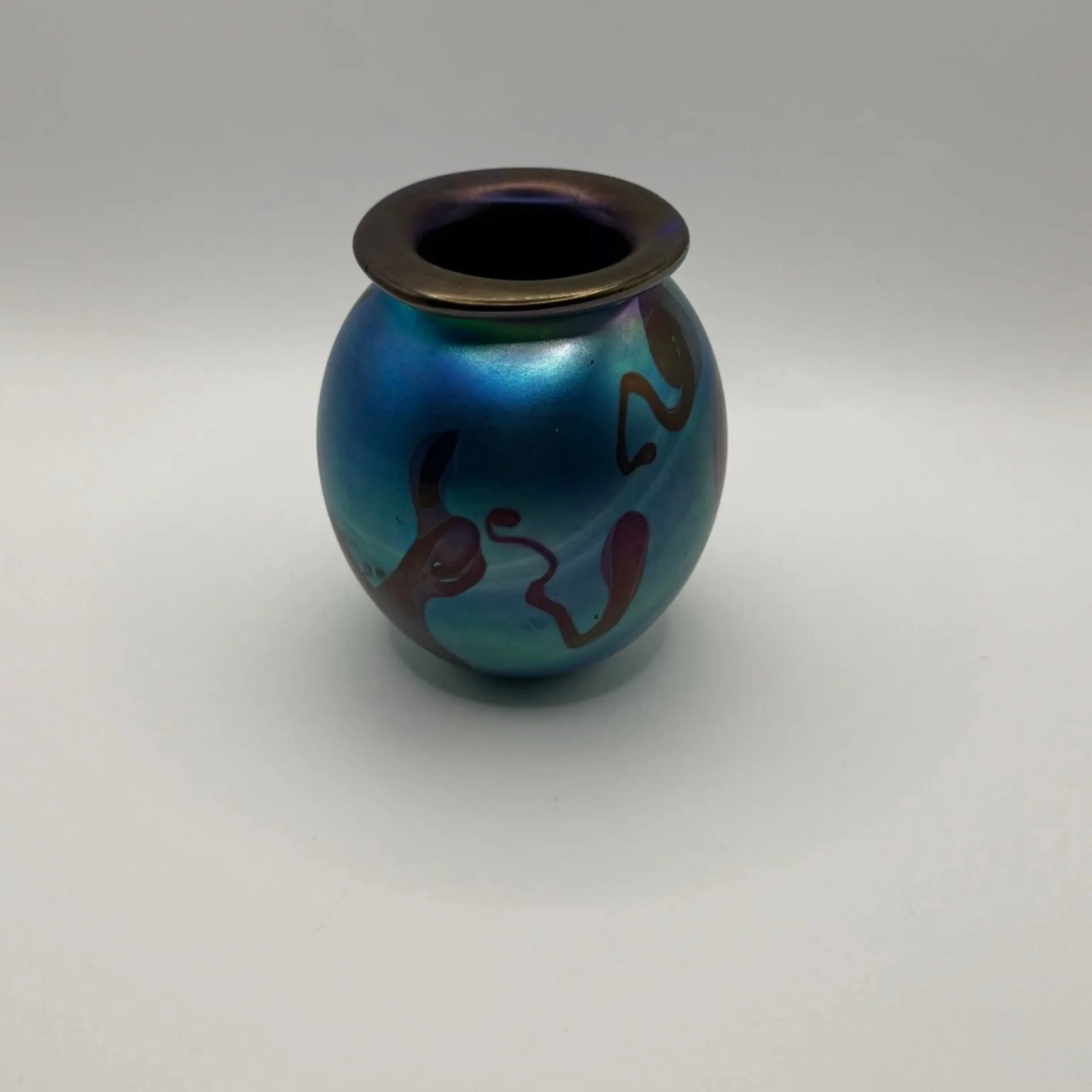 Image 2 of 6